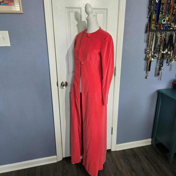 Handmade 1950s Vintage Long CoralVelvet Duster Coat with Buttons Formal 50s